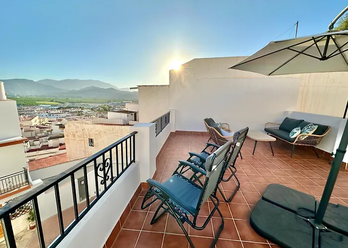 Casa Carmen Terraza Y Patio Privado En Salobrena
