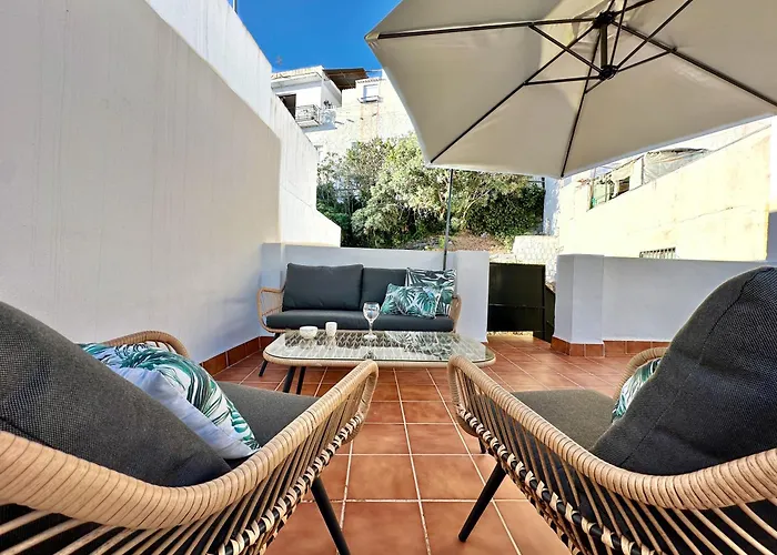 Casa Carmen Terraza Y Patio Privado En Salobrena