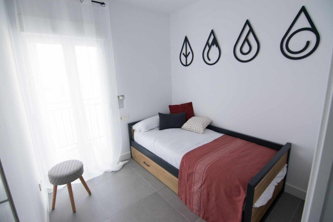 Casa Con Terraza Y Patio Privado En Salobrena