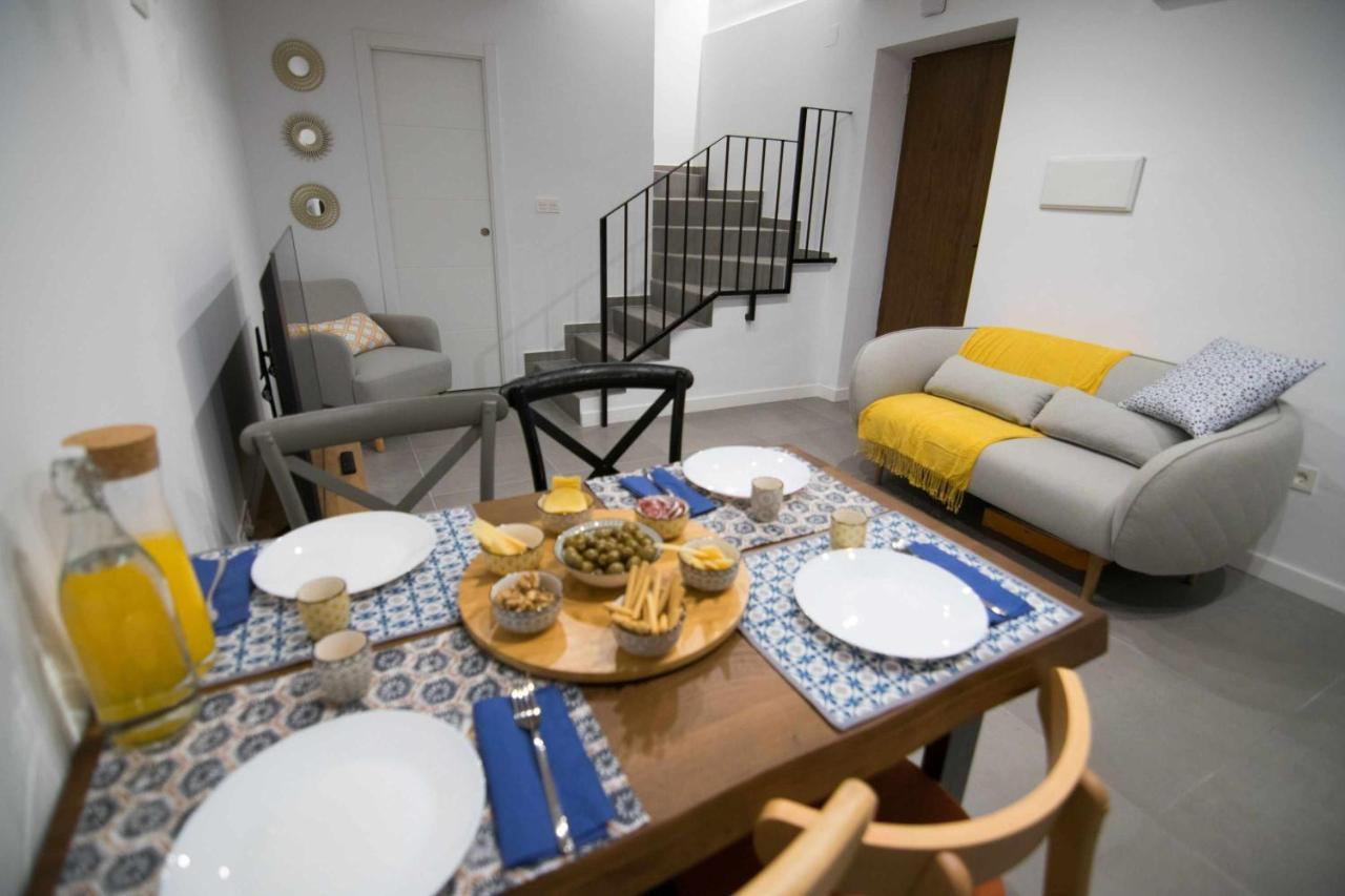 Casa Con Terraza Y Patio Privado En * Salobrena